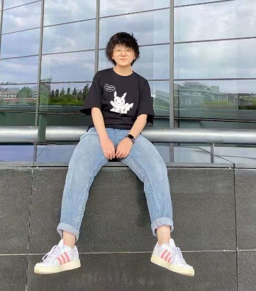 李洋