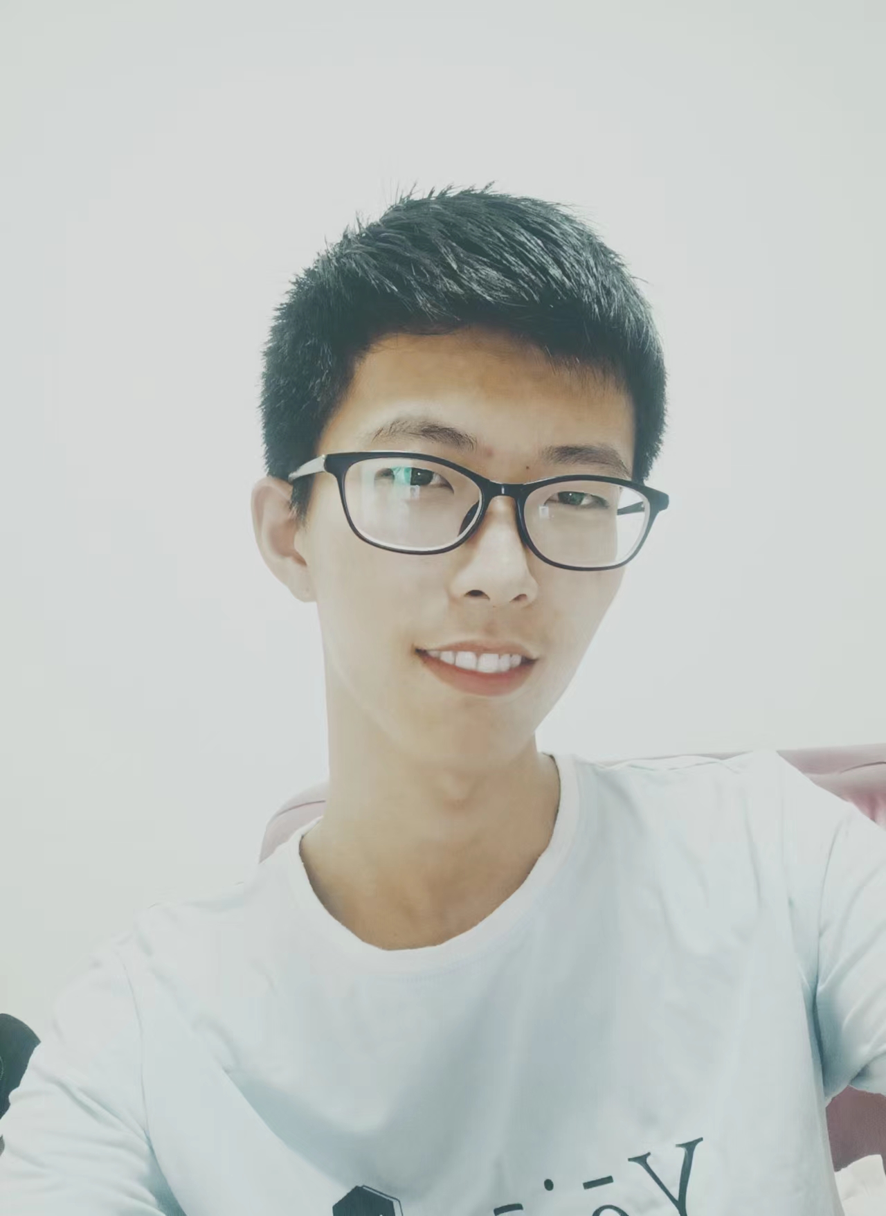 杜明昊